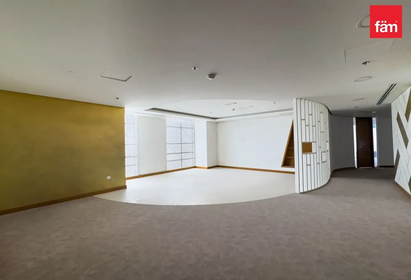 Vacant Office | Spacious Area | Prime Location