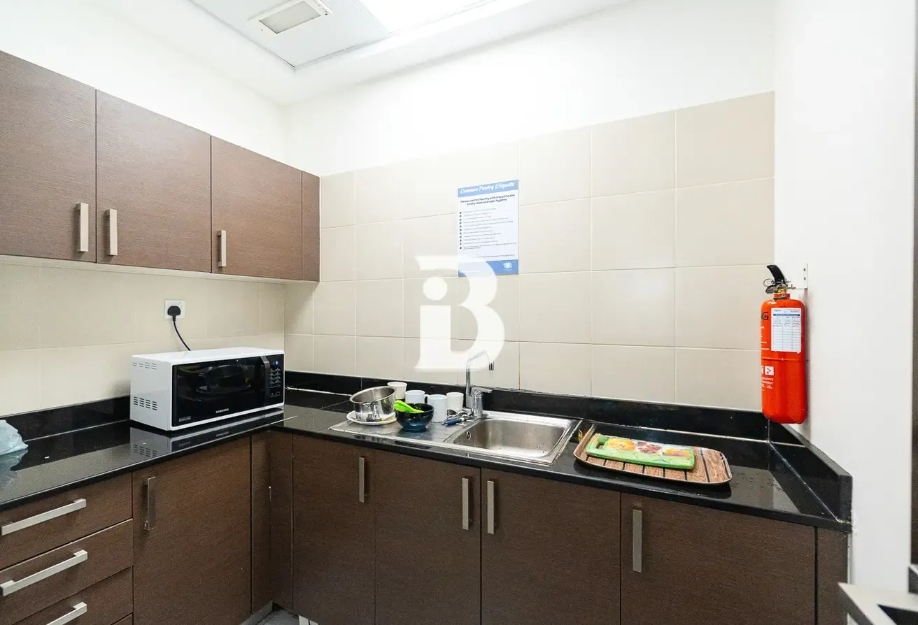 FULLYFITTED | GRADE A | RENTED OFFICE 8% NET ROI