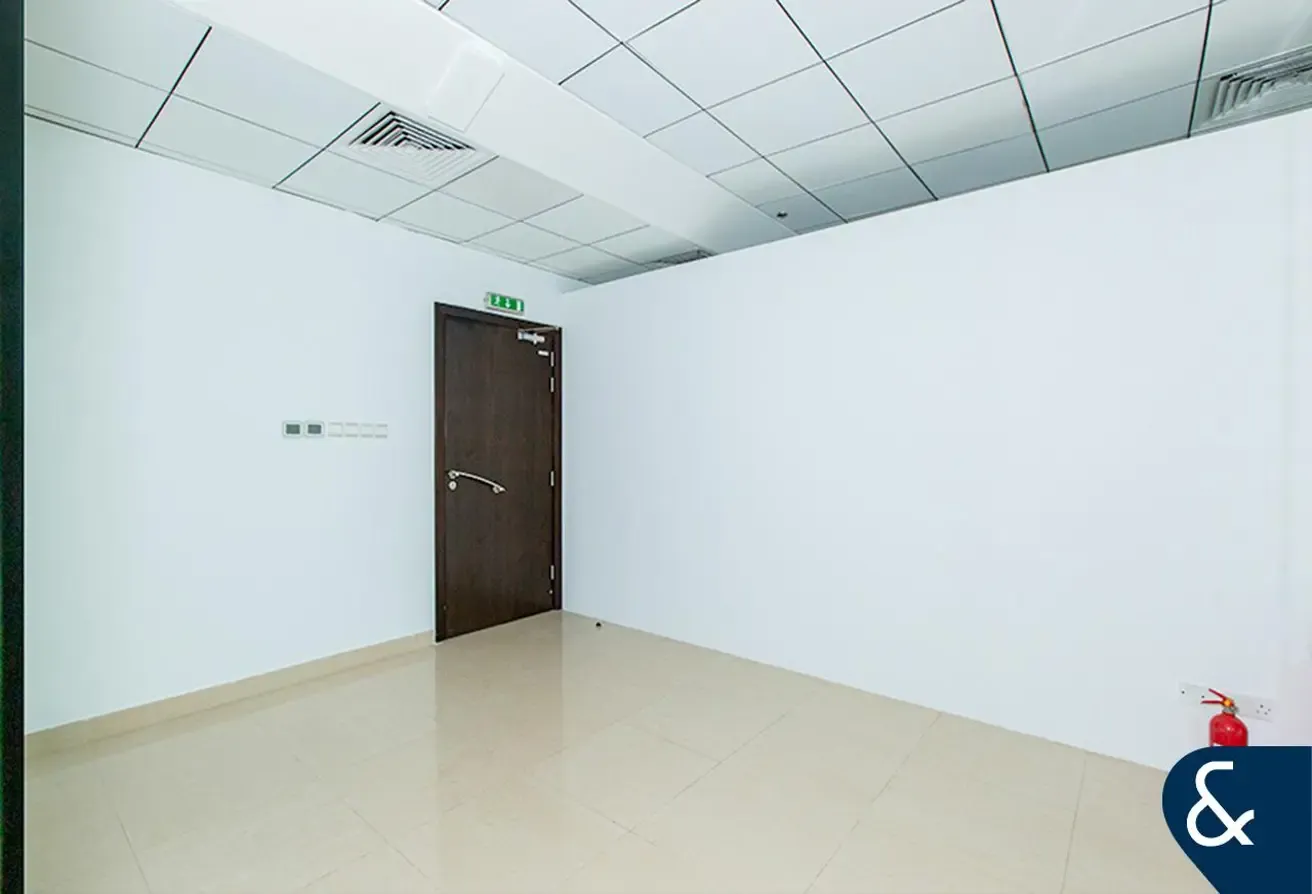 Fitted Office | 4 Parking | Prime Location