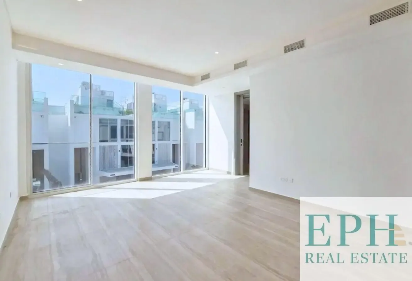 LAGOON VIEW | READY TO MOVE | RESORT STYLE LIVING