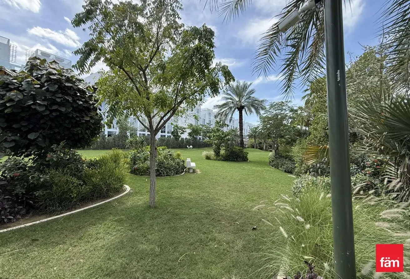Brand New  Luxury  Ixora  Modern  Vacant