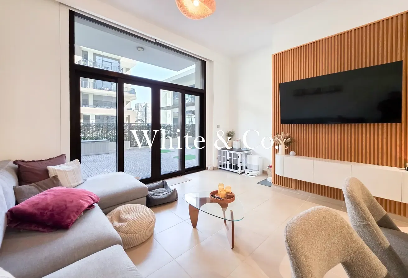 Access to Park | Large Terrace | Upgraded