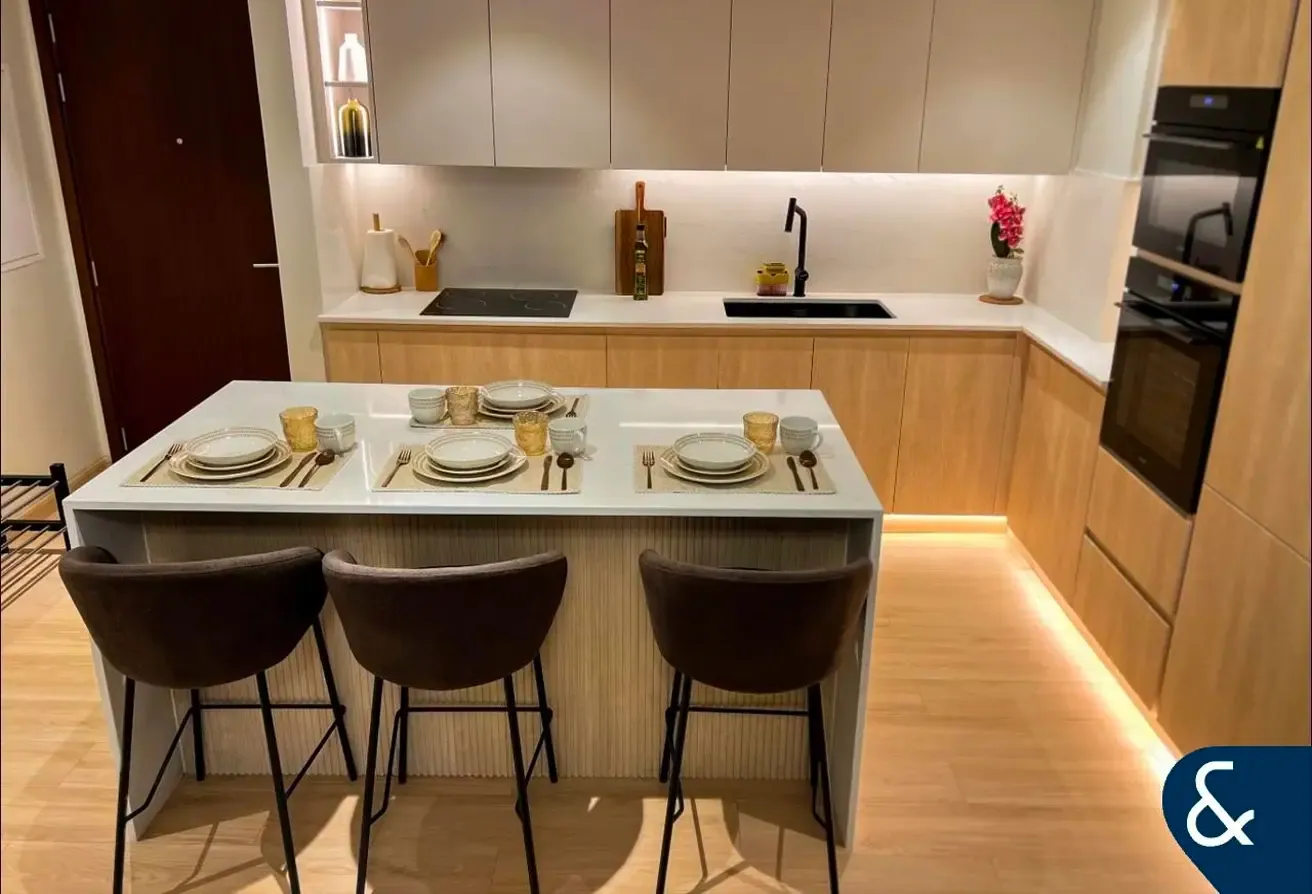 Upgraded | Vacant On Transfer | Turnkey