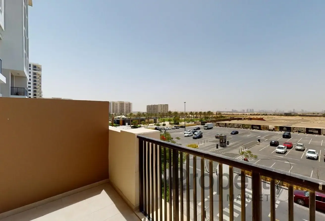 Corner Unit | Terrace | Unfurnished | Vacant
