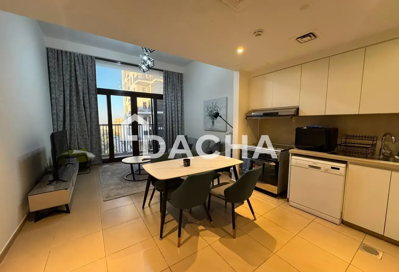 Fully furnished | Pool view | Vacant now