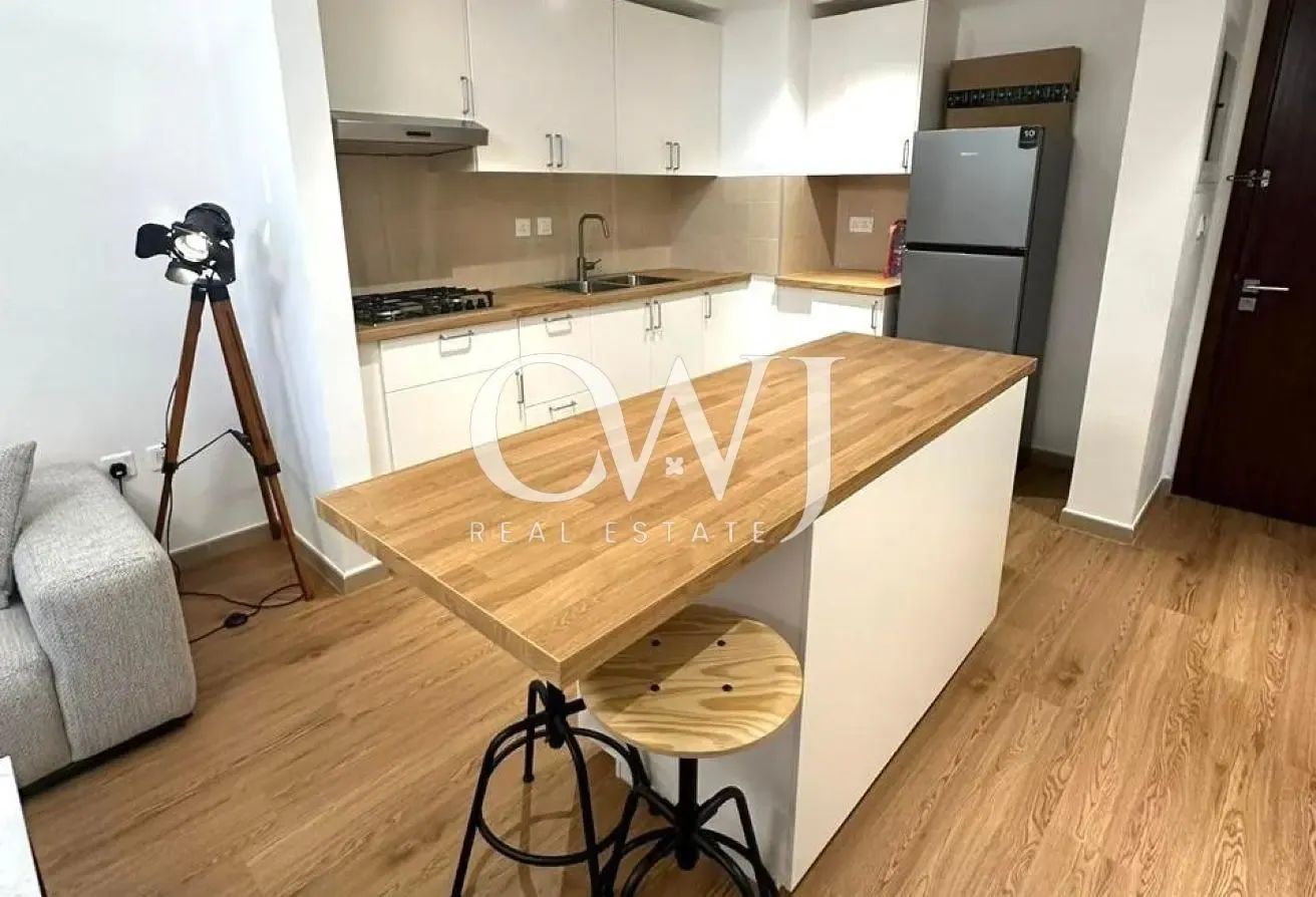 Upgraded | Furnished | Vacant | Amenities Facing