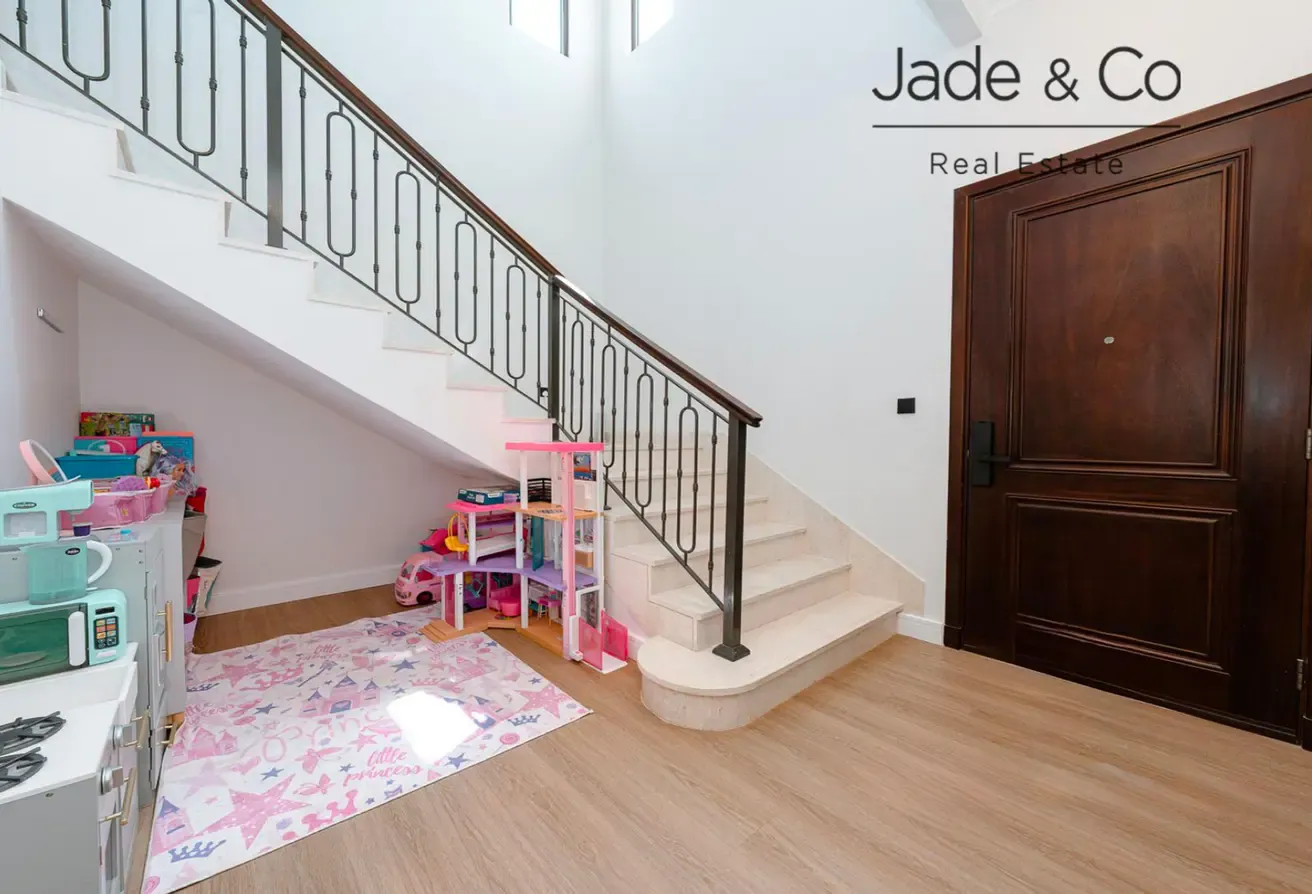 Community Expert | Close to Park | Renovated
