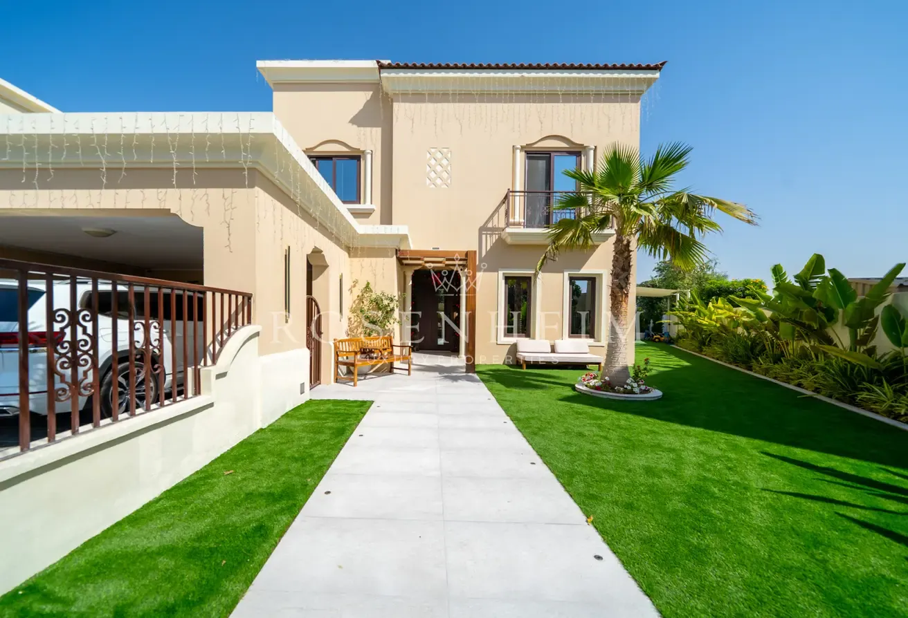 Renovated Villa | Single Row | Big Plot | Basement