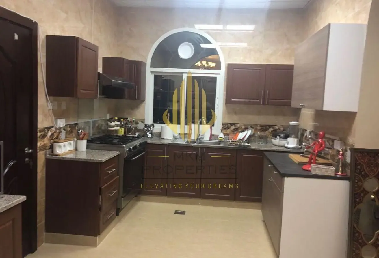 Modern 6BR Villa| Large Plot| Hacienda | The Villa