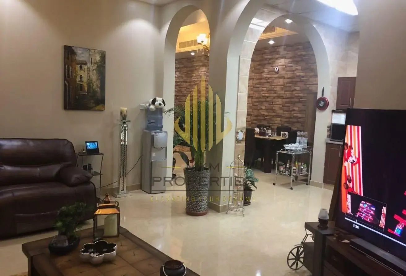 Modern 6BR Villa| Large Plot| Hacienda | The Villa