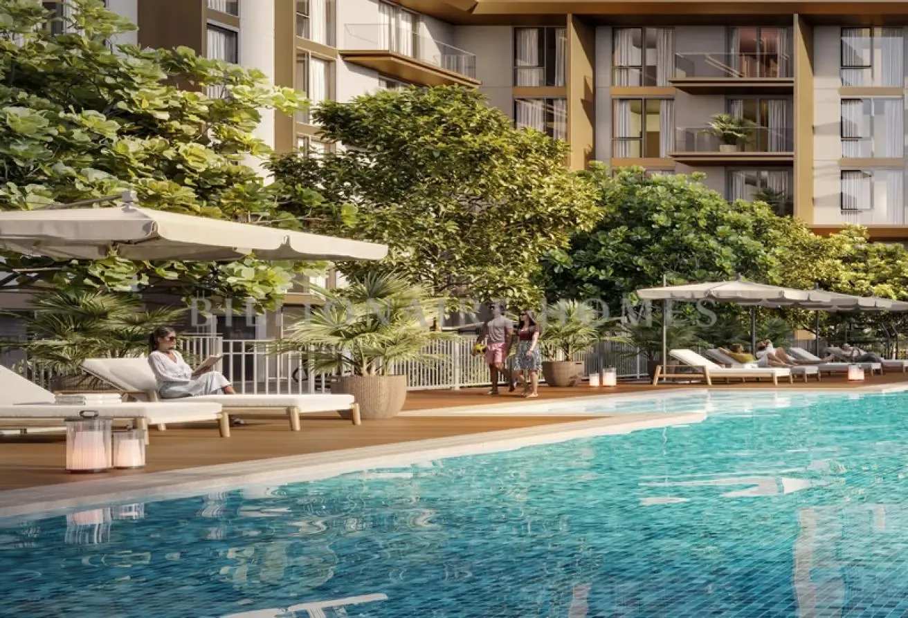 300K Below | High Floor | Golf Course View