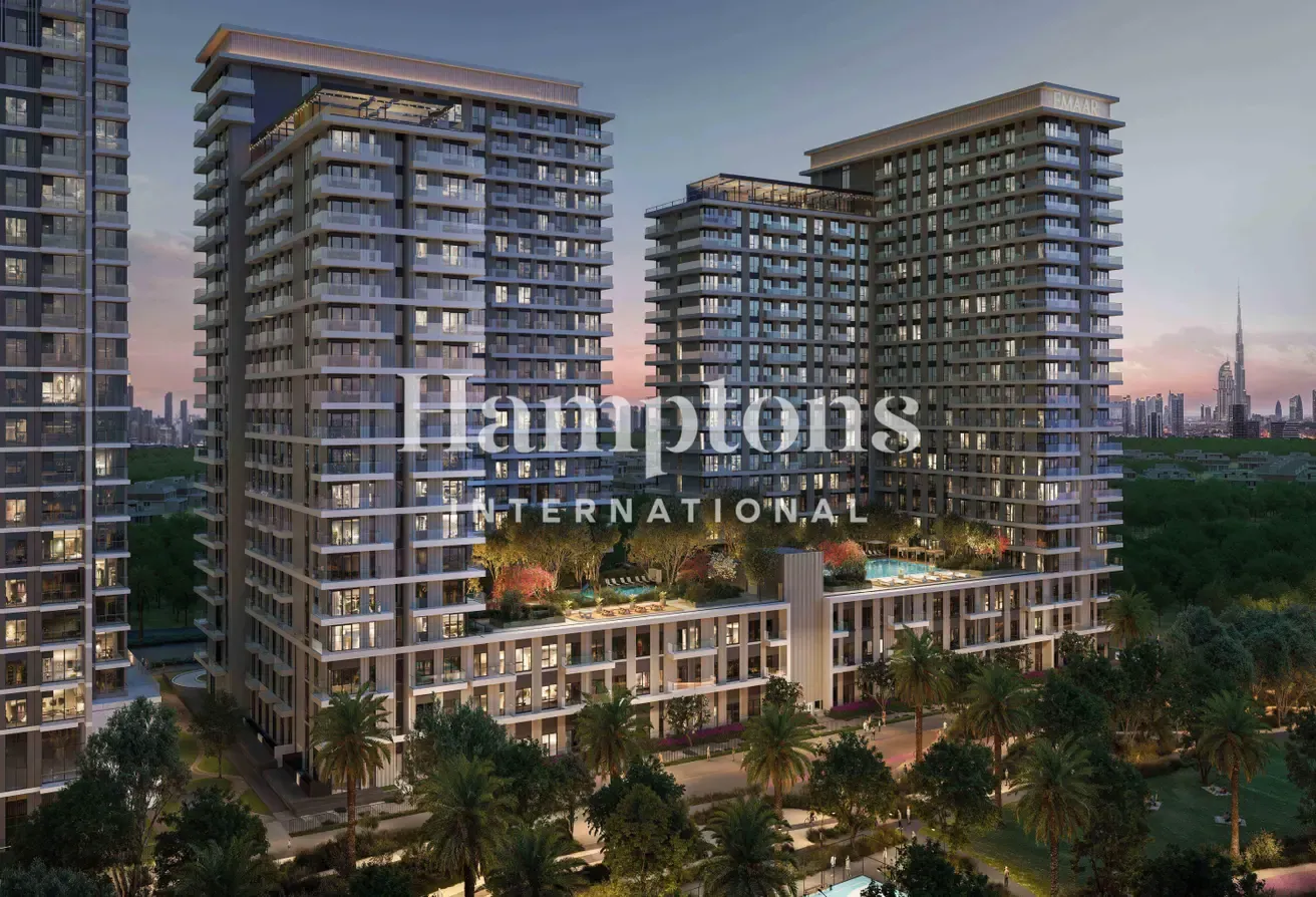 Corner Unit | Middle Floor | Golf Course