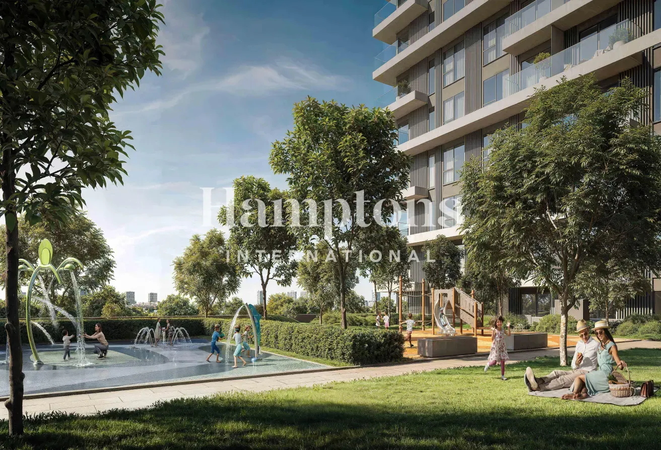 Corner Unit | Middle Floor | Golf Course