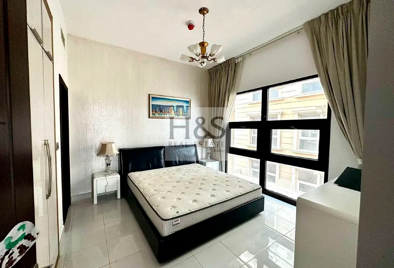 Furnished 2BR | Balcony | Community View