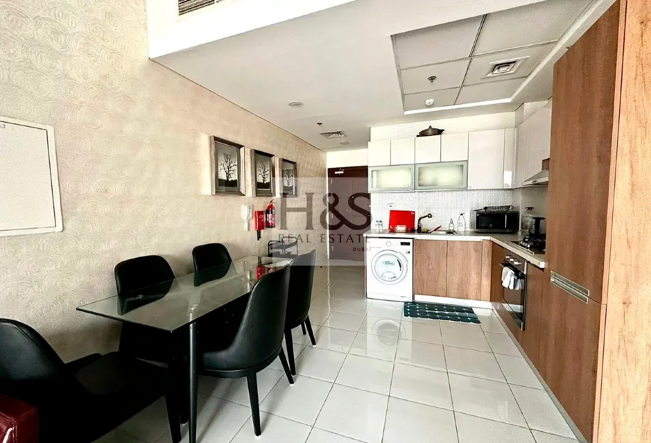 Furnished 2BR | Balcony | Community View