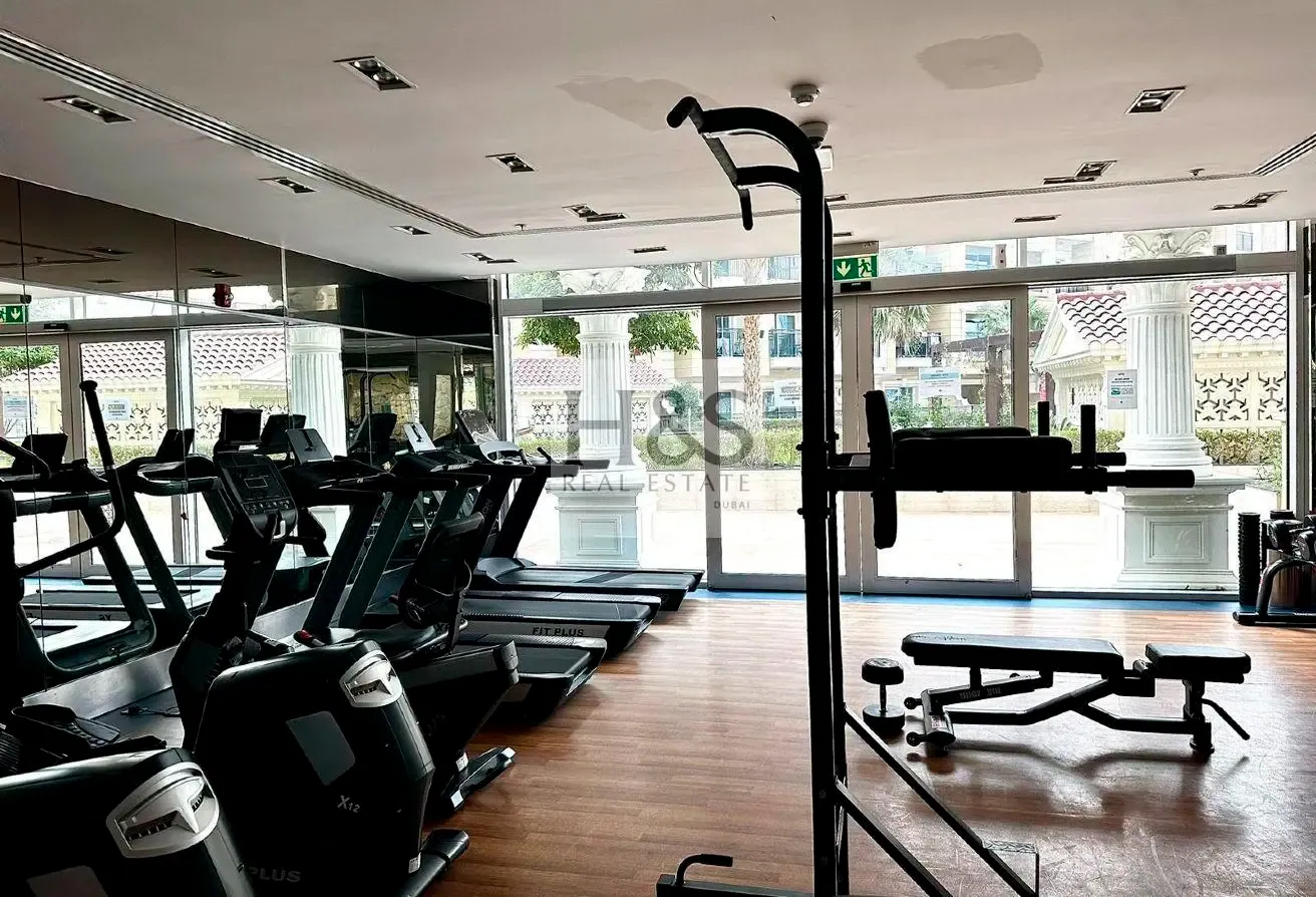 Furnished 2BR | Balcony | Community View