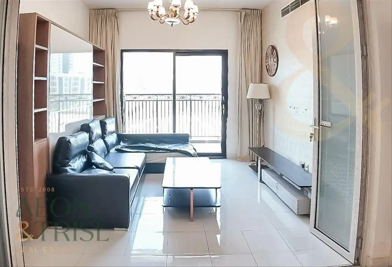 Fully Furnished | Convertible Unit | Vacant