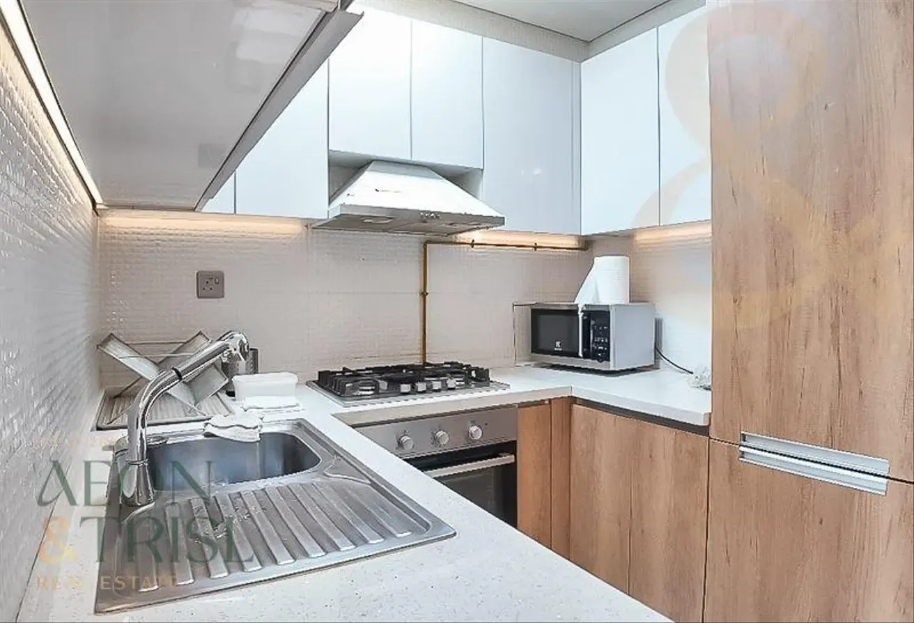 Fully Furnished | Convertible Unit | Vacant