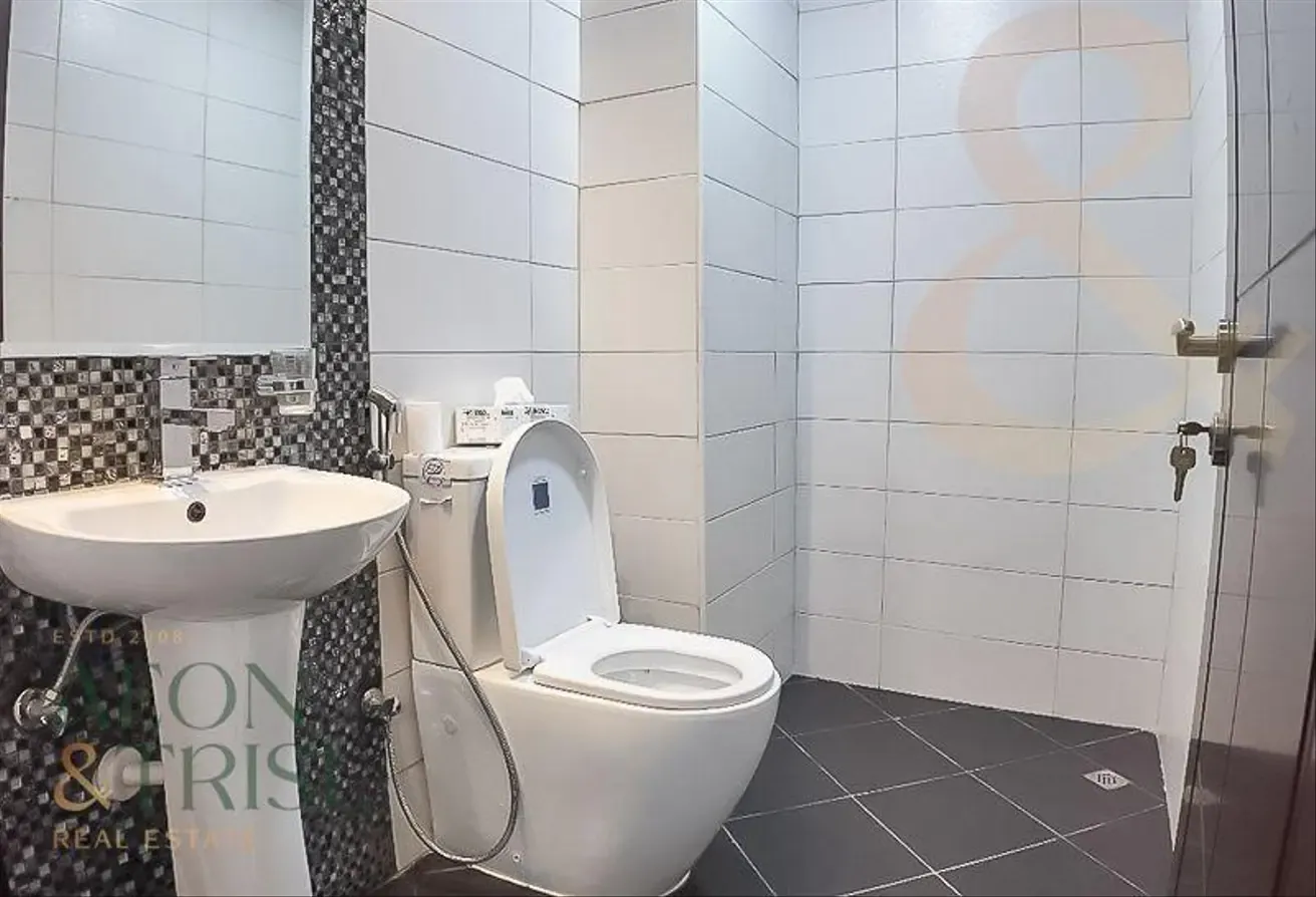 Fully Furnished | Convertible Unit | Vacant