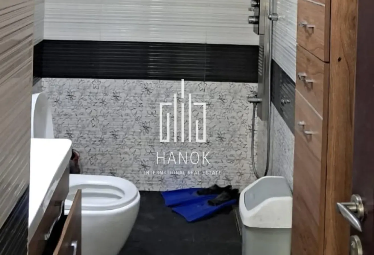 Resortz Block 2 2 BR Apartment| HUGE SIZE