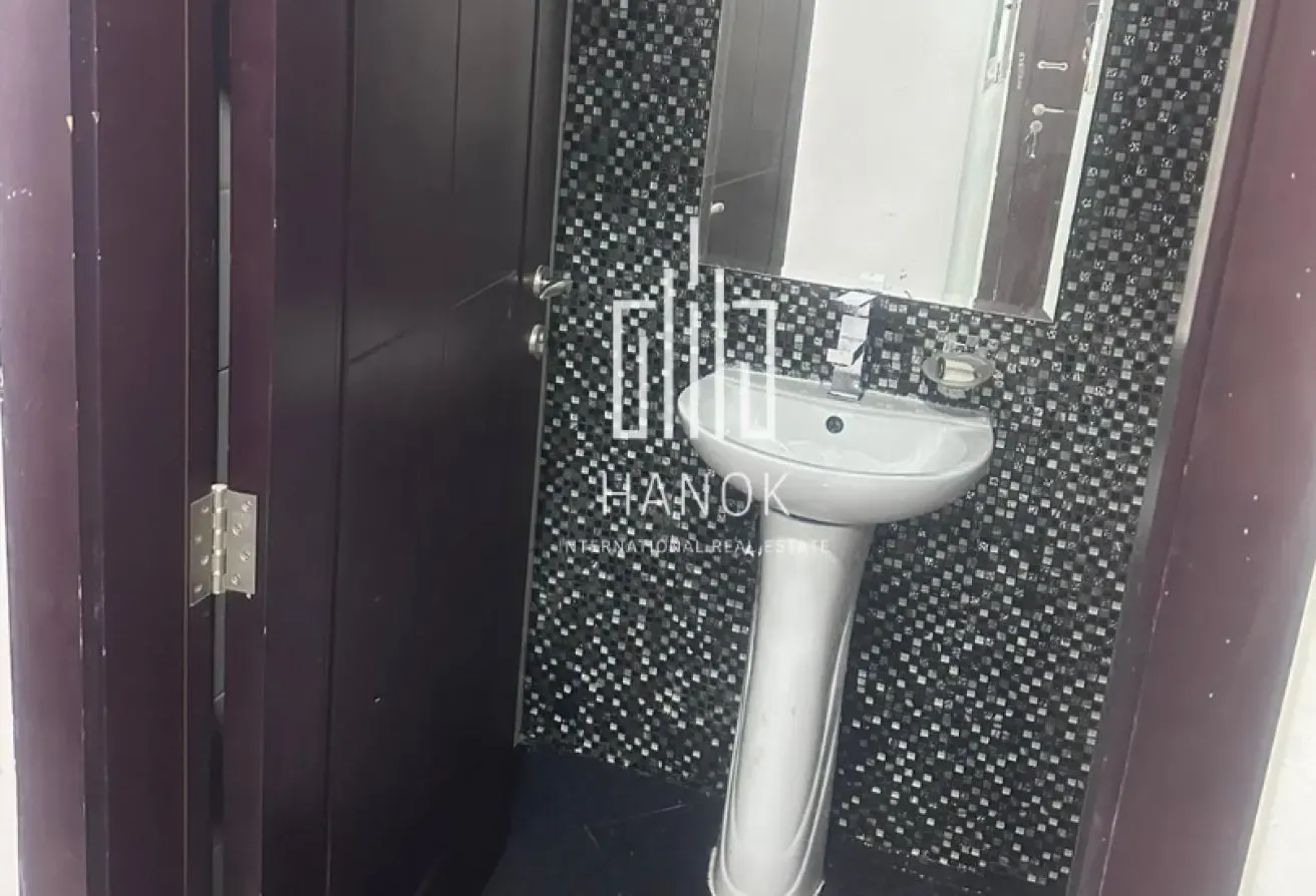 Resortz Block 2 2 BR Apartment| HUGE SIZE