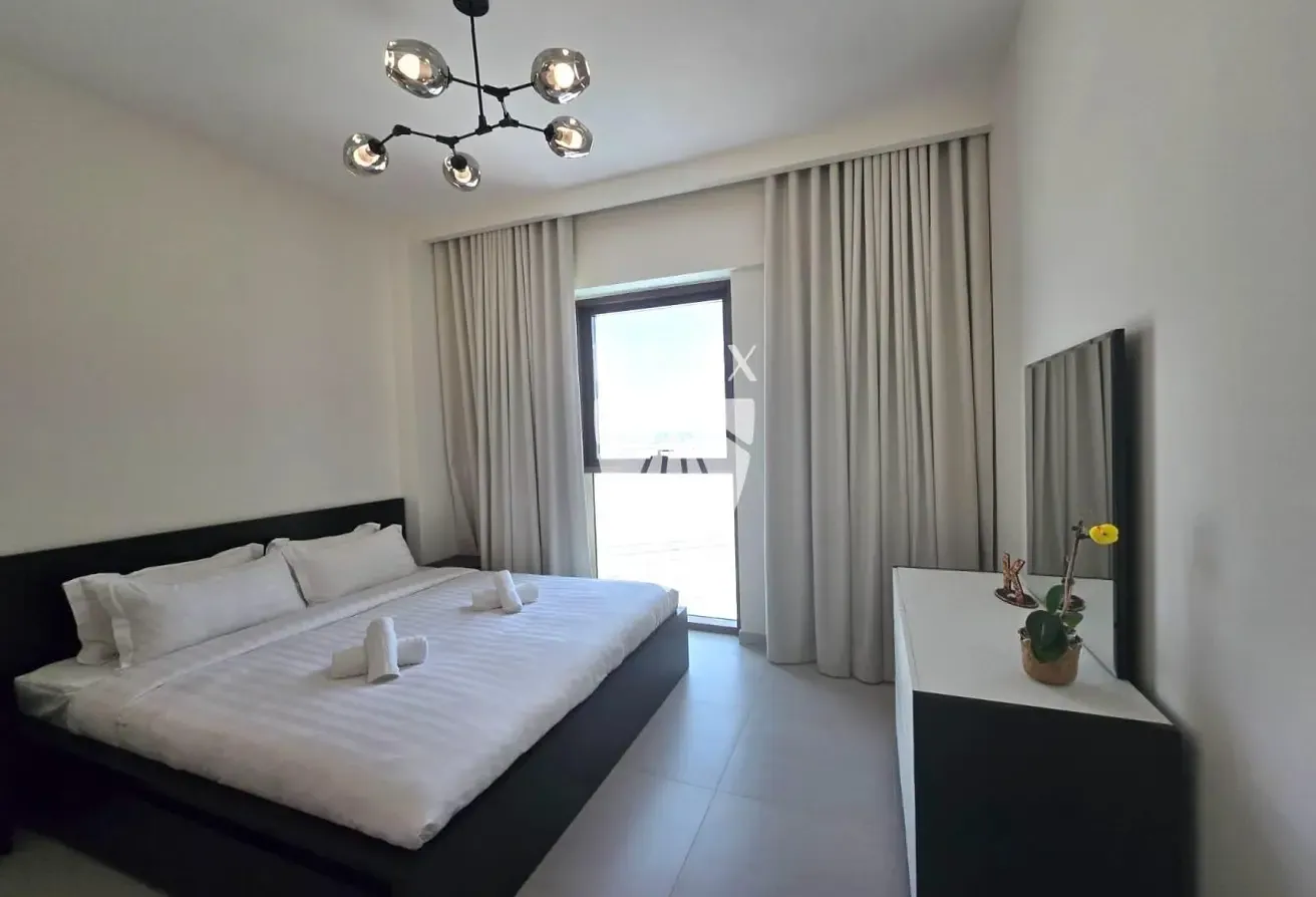 Future Creek Tower Views | Cosy | Furnished