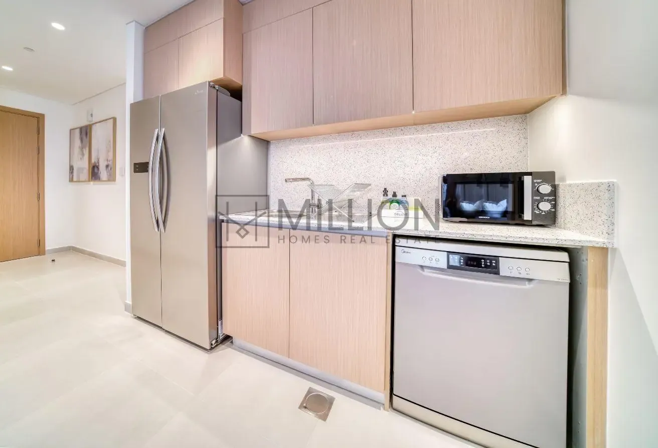 Corner Unit | Fully Furnished | Big Balcony