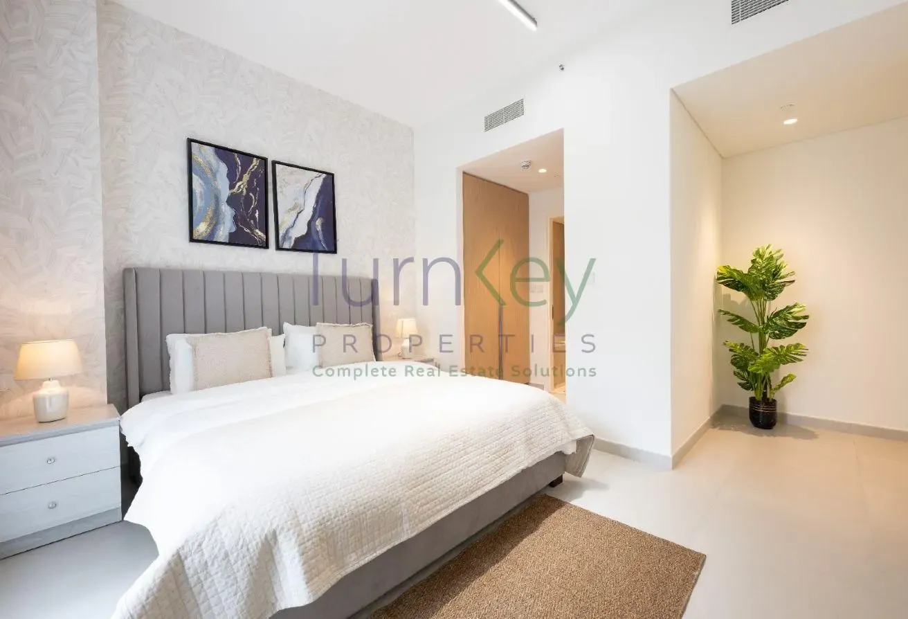 Modern building| Spacious 2 Bedroom | Open Kitchen