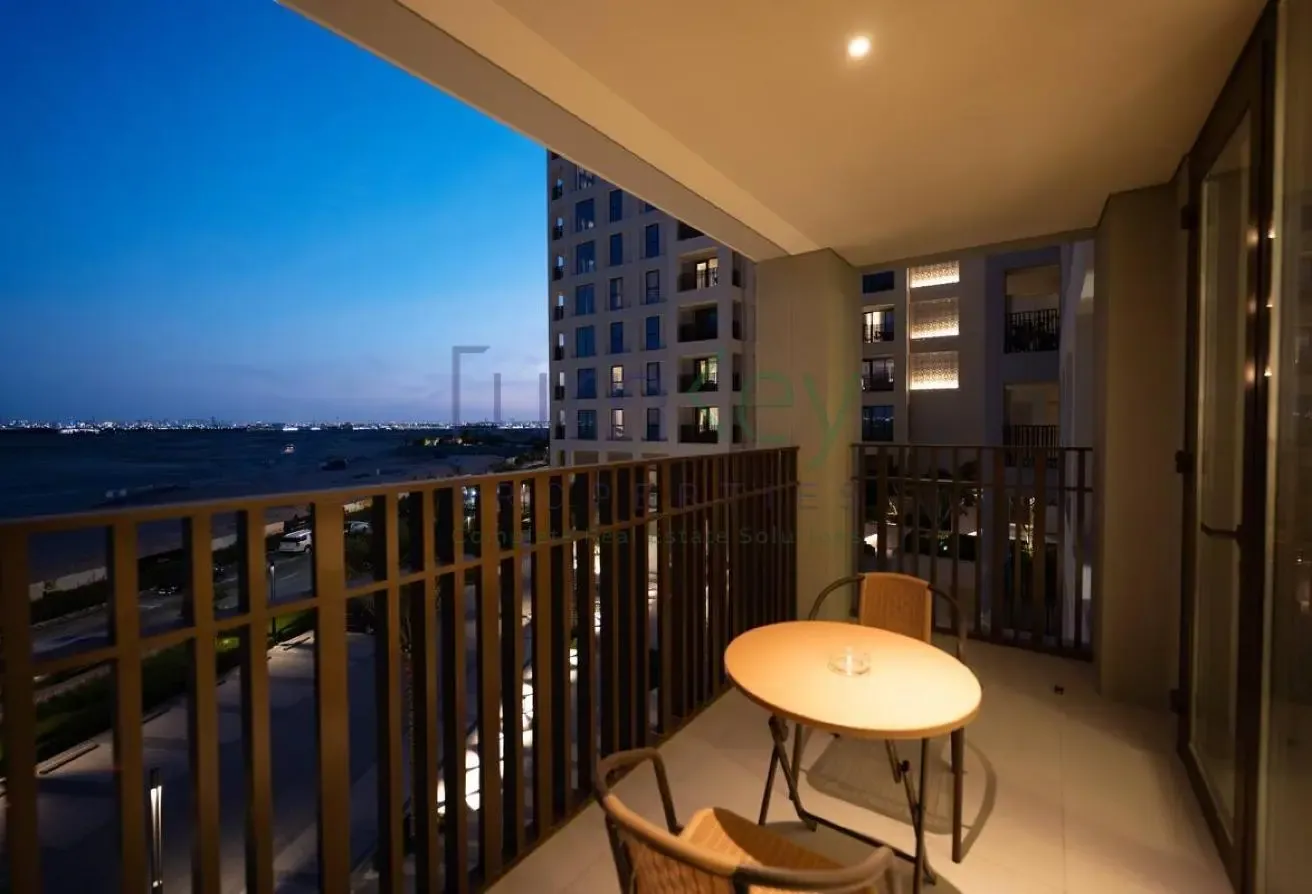 Modern building | Spacious 1 Bed | Open Kitchen