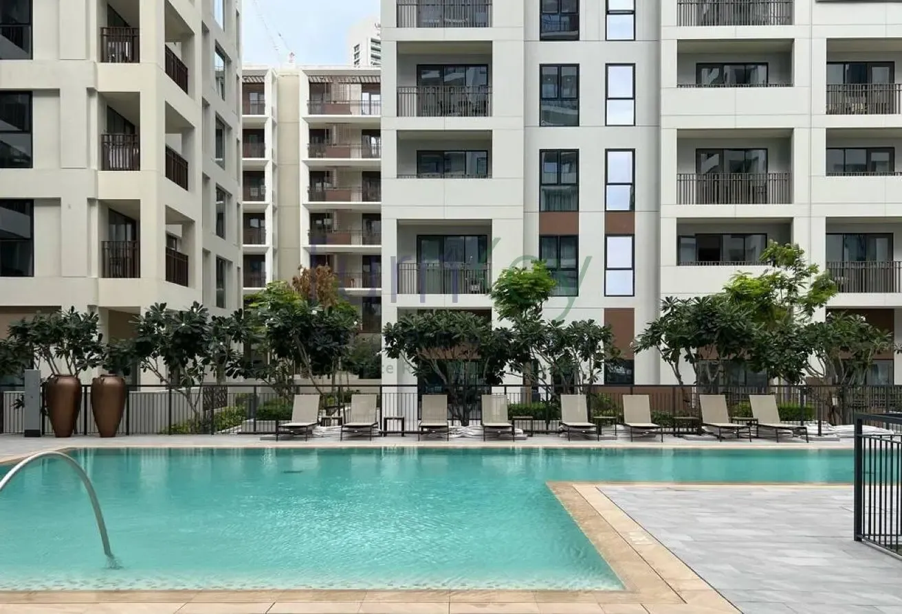 Modern building | Spacious 1 Bed | Open Kitchen