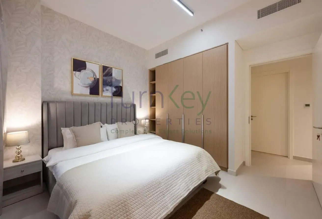 Modern building | Spacious 1 Bed | Open Kitchen