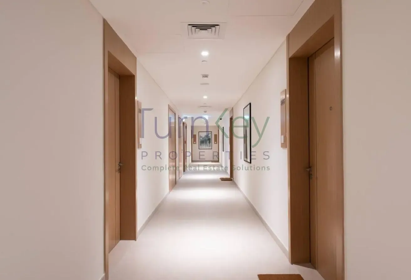 Modern building | Spacious 1 Bed | Open Kitchen