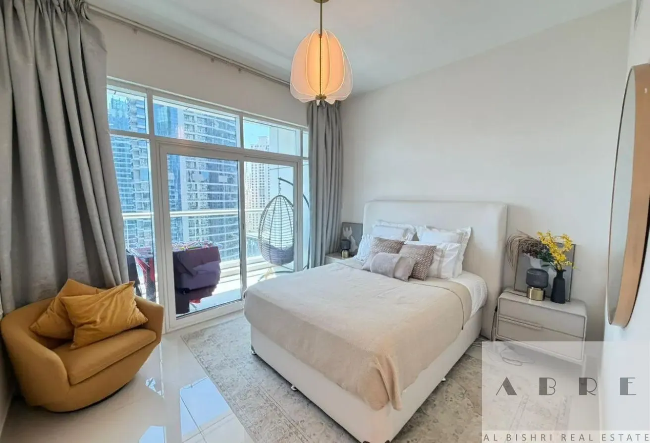 FULL MARINA VIEW - HIGH FLOOR - FULLY FURNISHED