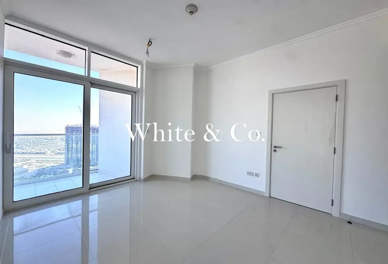 Vacant | Best Layout & View | High Floor