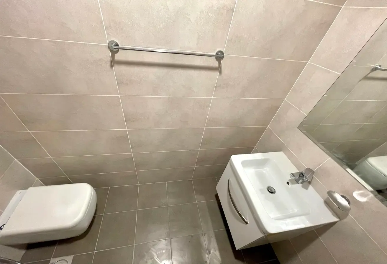 Huge Layout | Two Bath | Golf Course View | Vacant