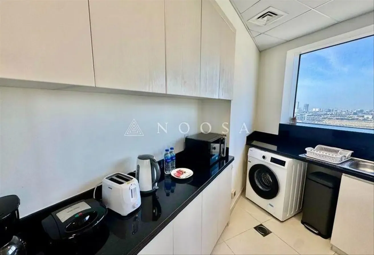 GOLF VIEW | HIGH FLOOR | VACANT