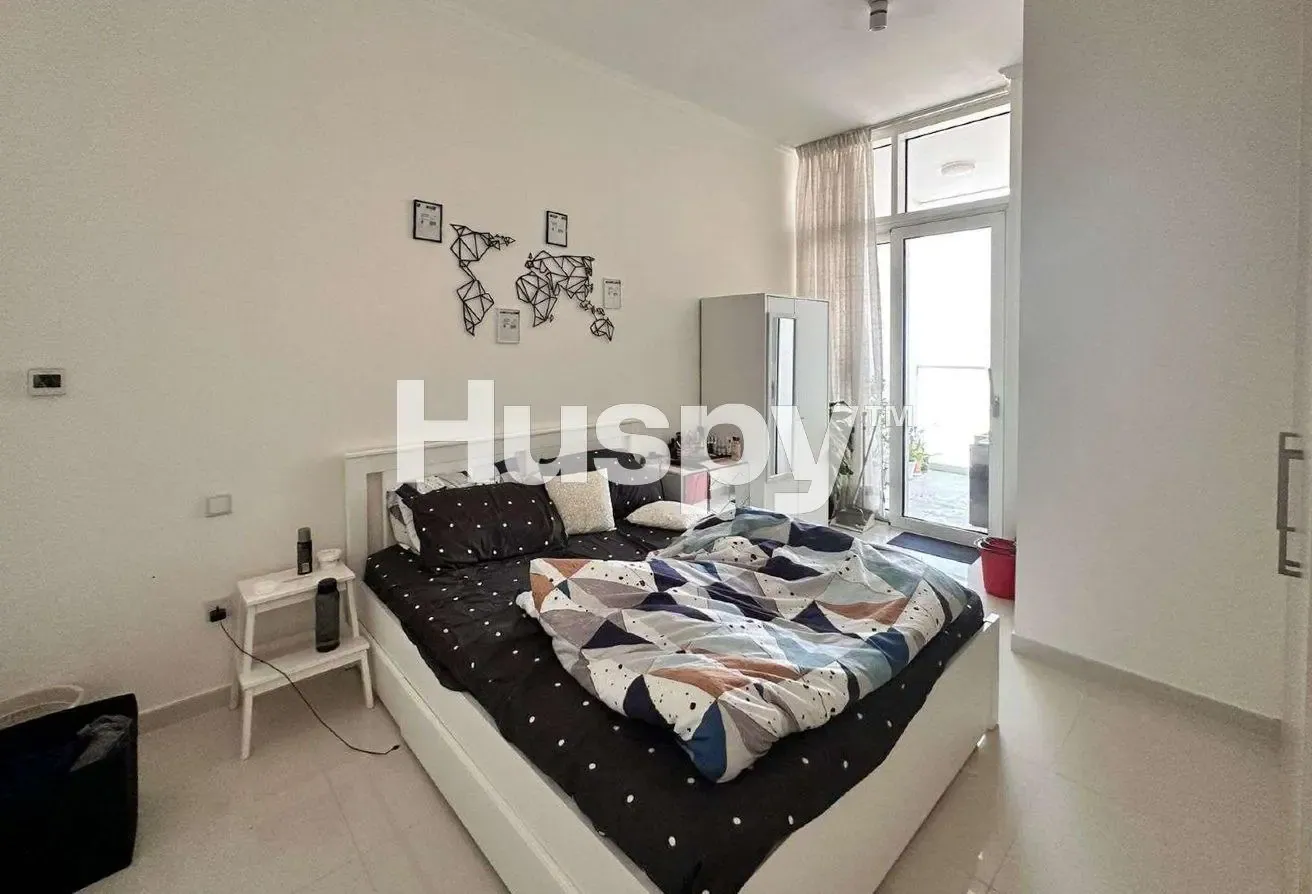 Corner | Appliances Included | Community View