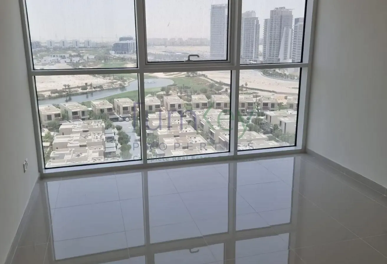 Golf Course View, High Floor, Well Maintained
