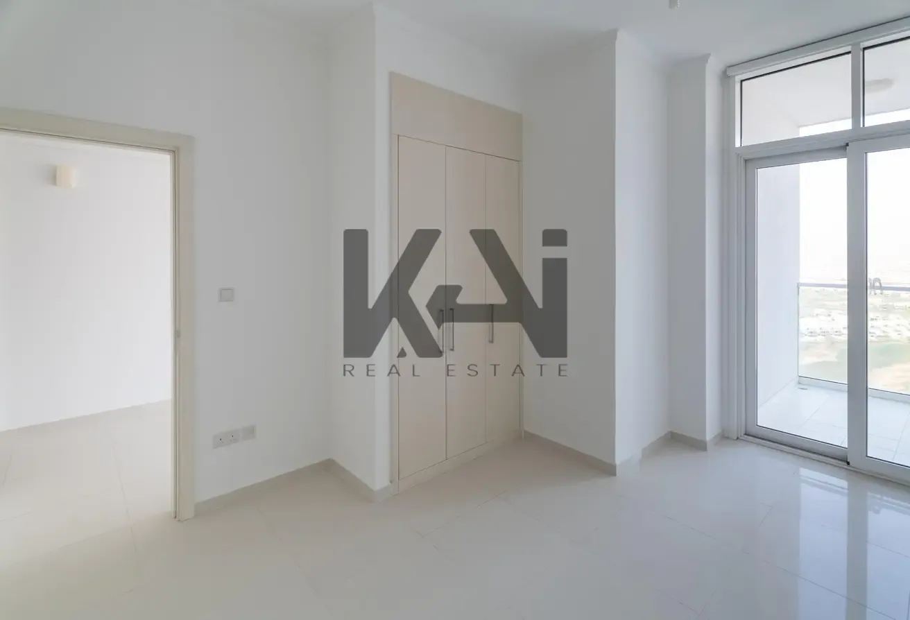High Floor | Vacant | Prime Location