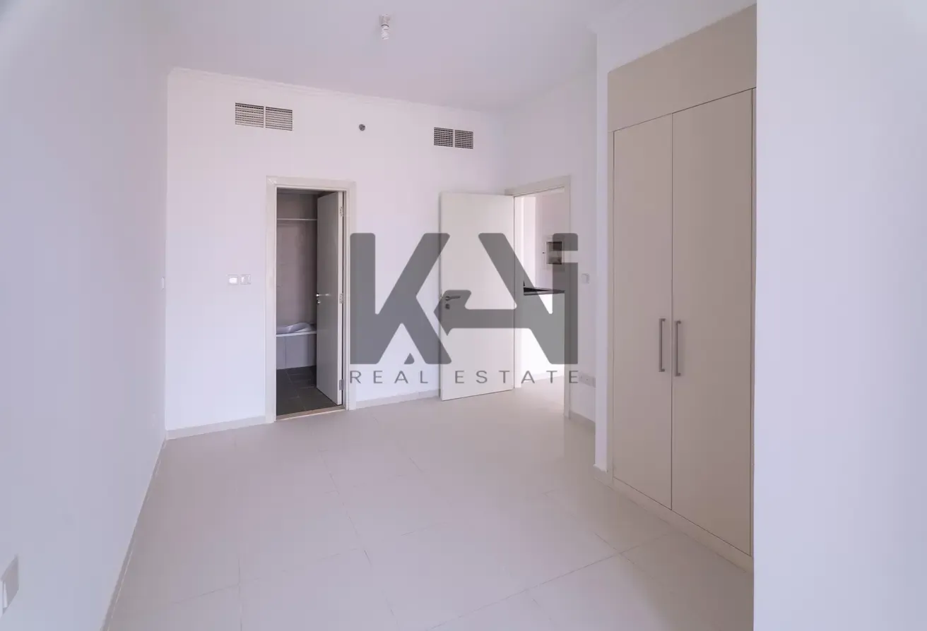High Floor | Vacant | Prime Location