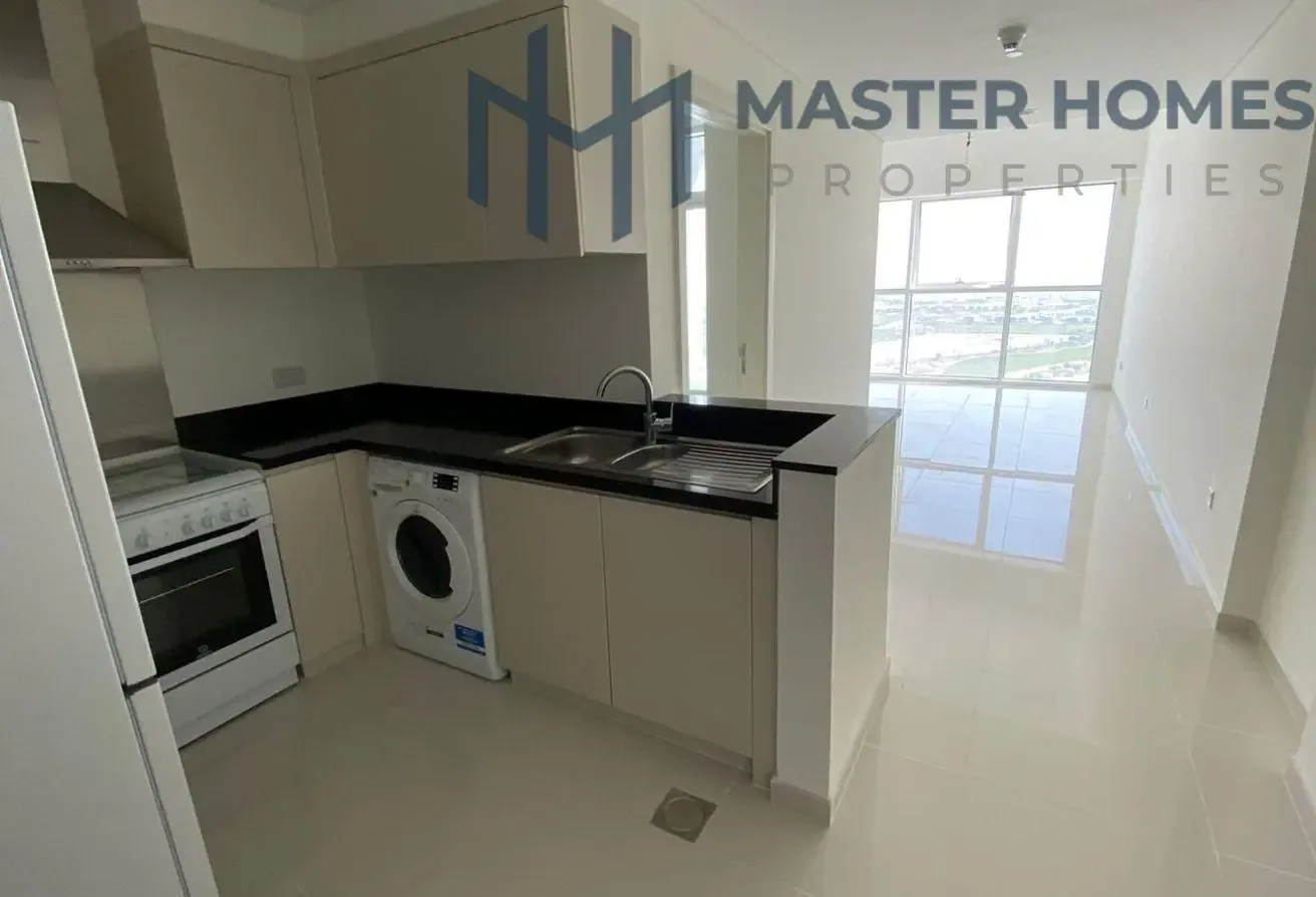 Golf Course View | High Floor | Prime Location