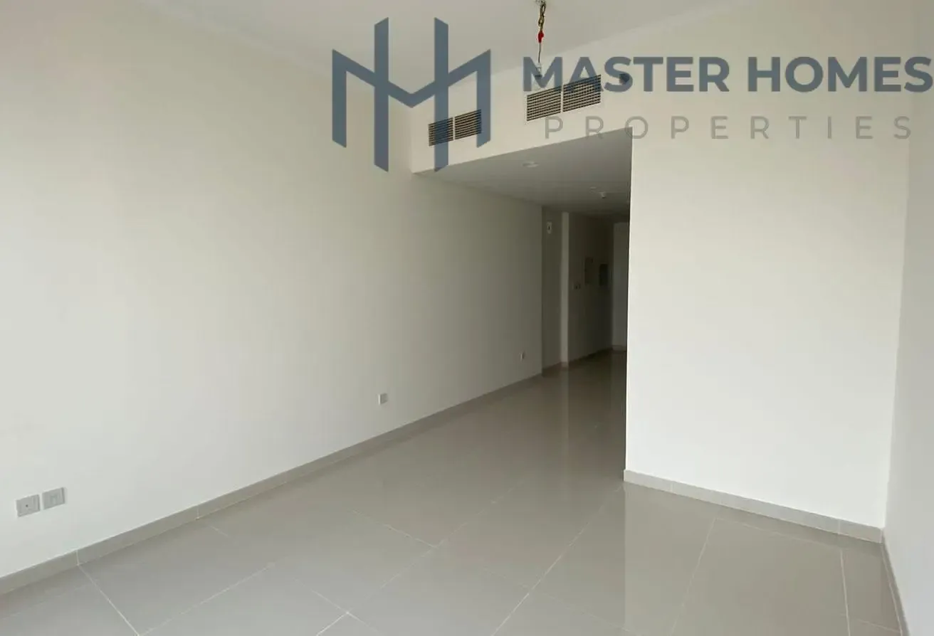 Golf Course View | High Floor | Prime Location
