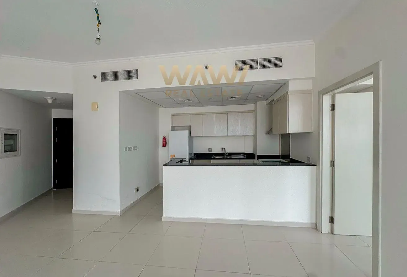 Golf View | High Floor | Spacious | Rented