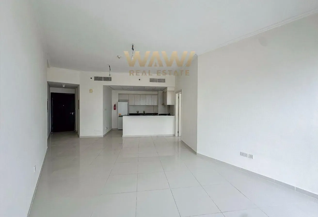 Golf View | High Floor | Spacious | Rented