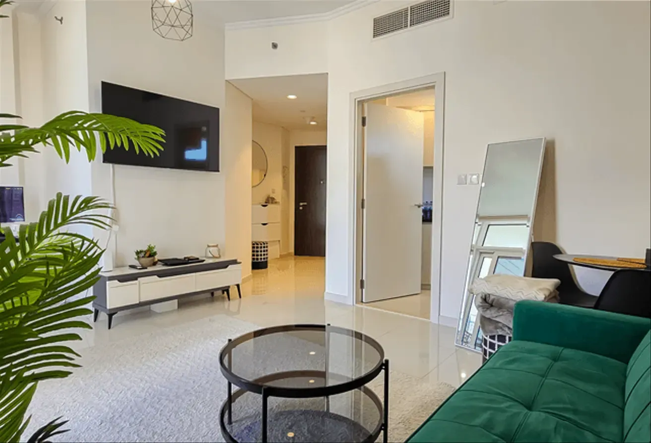 High Floor | Golf View | Vacant on transfer