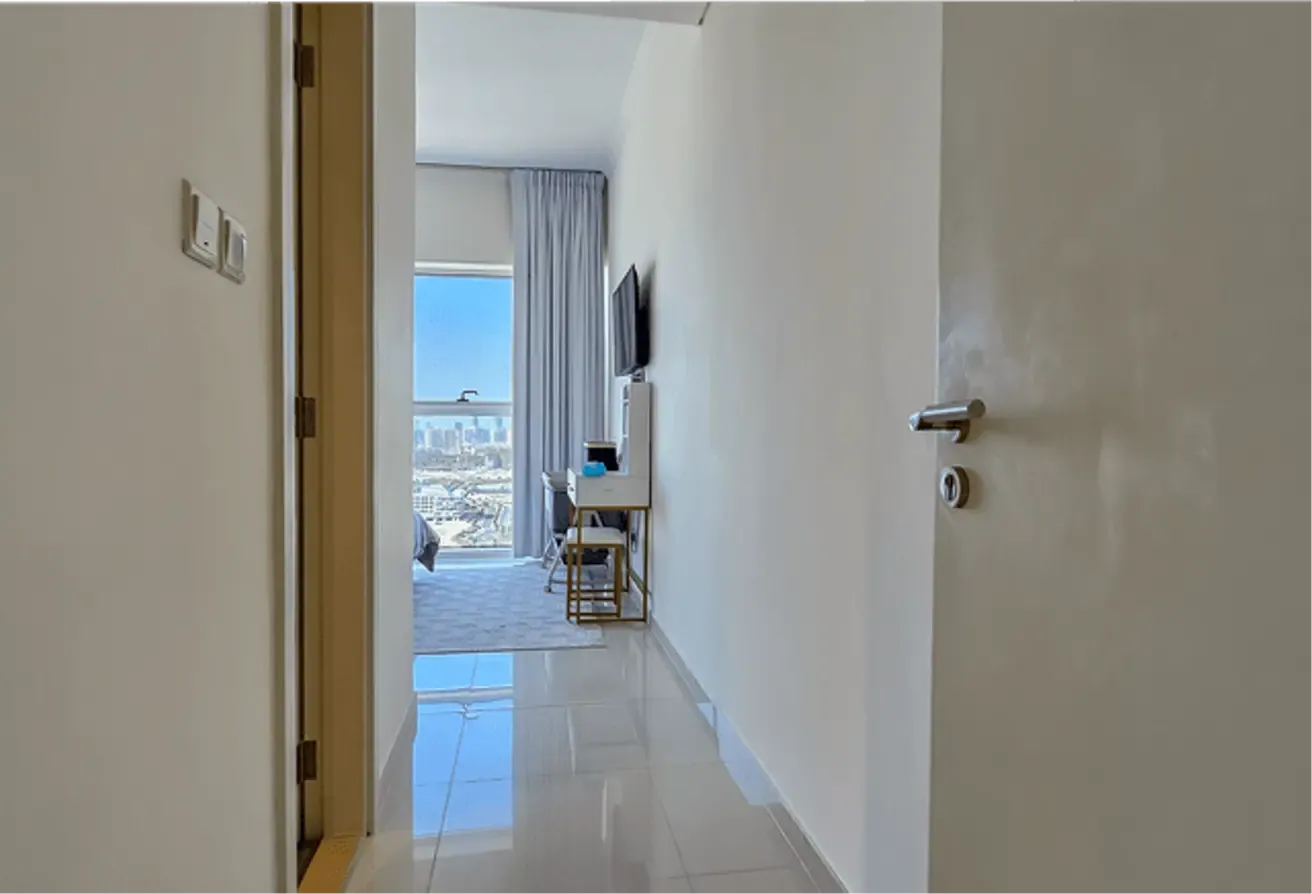 High Floor | Golf View | Vacant on transfer