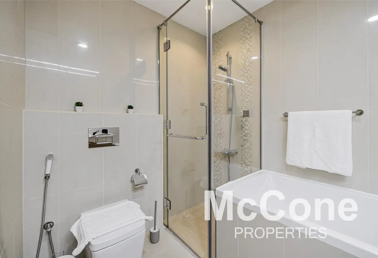 Upgraded | Full Burj View | Vacant on Transfer
