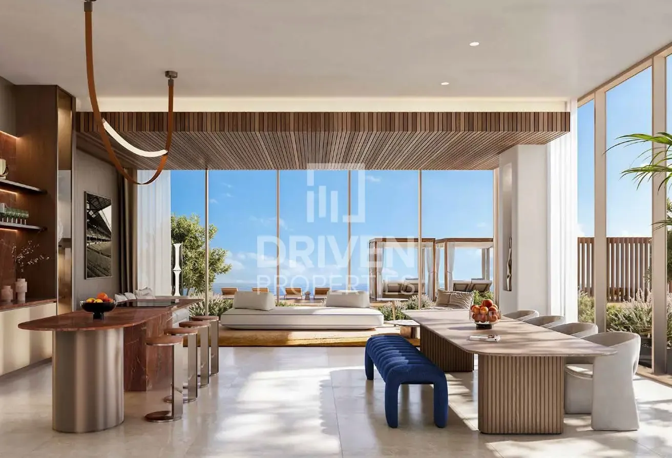 Luxury Waterfront | Elegant | Smart Investment