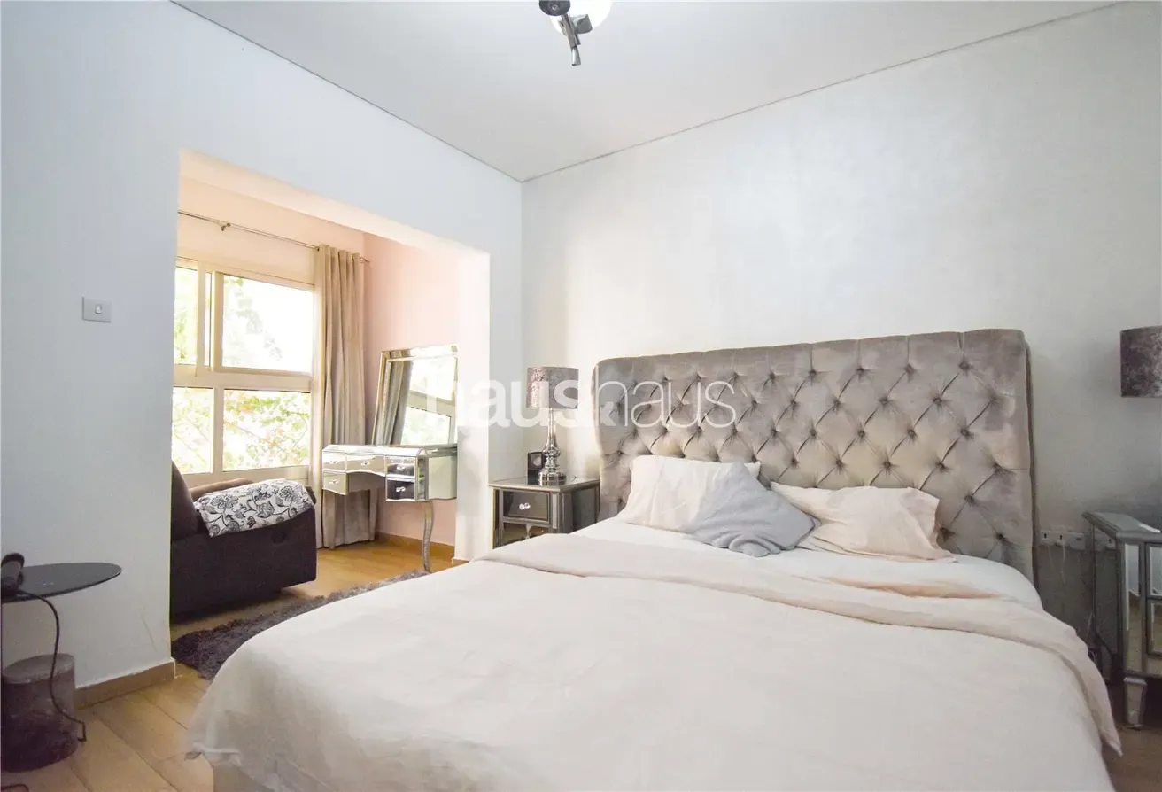 3BR | Upgraded | VOT | Close to Sunmarke
