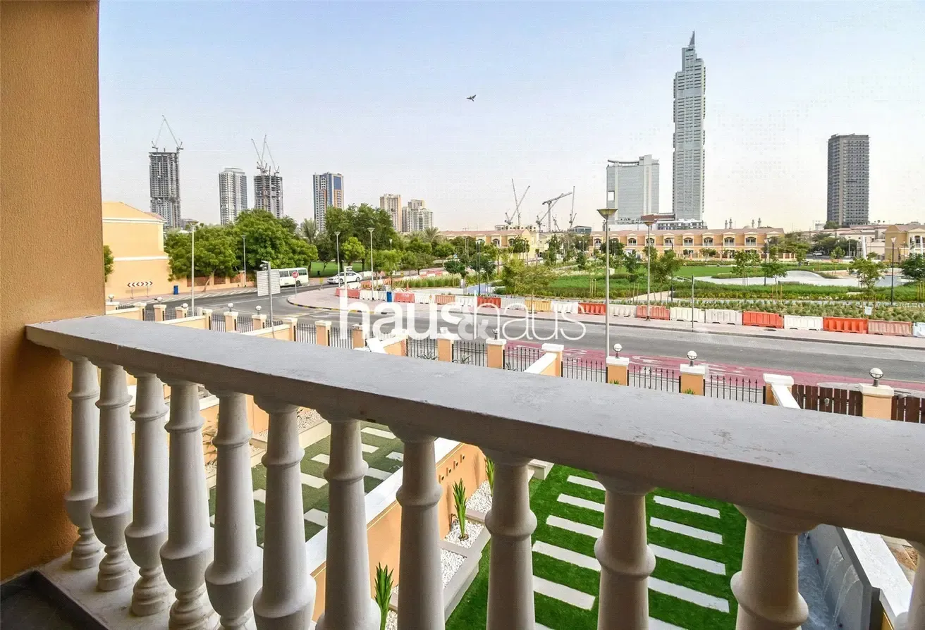 Turnkey 2BR | Upgraded | Vacant Now